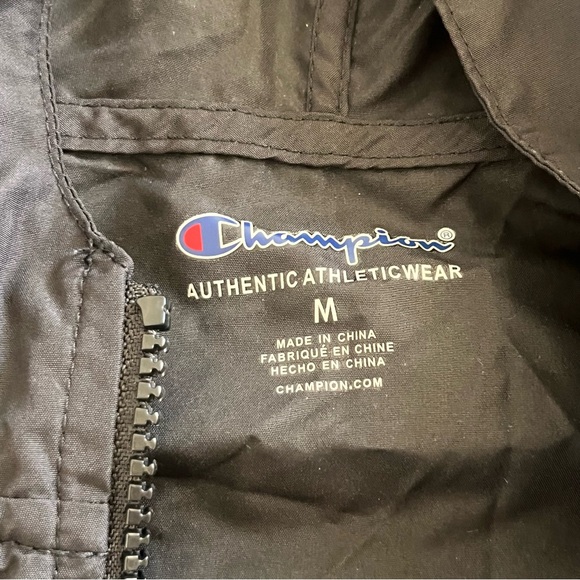 Champion Girl's Windbreaker Black Full Zip Pink Logo Size Medium - Picture 5 of 6